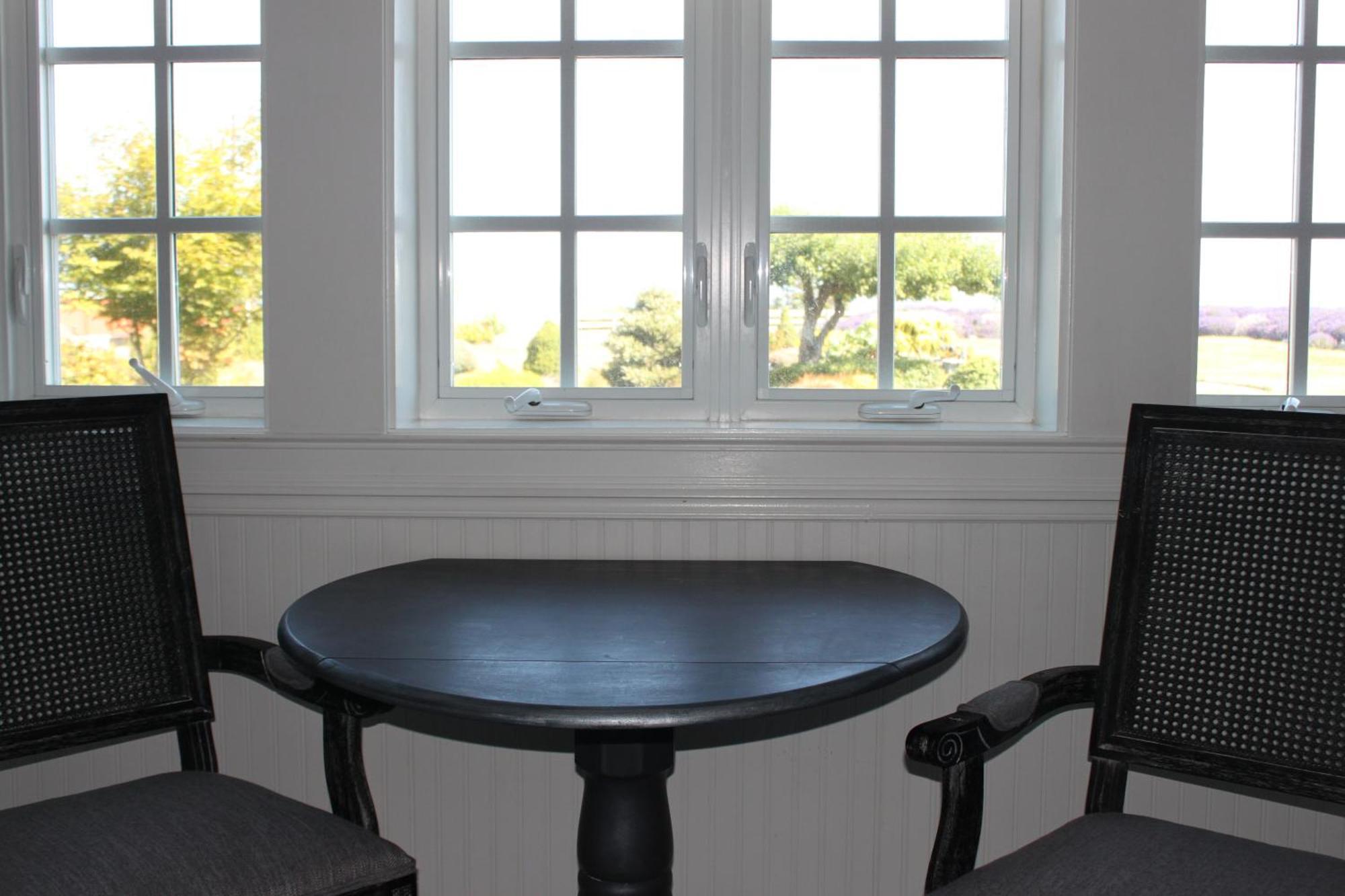 Dungeness Barn House Bed And Breakfast At Two Crows Farm Sequim Eksteriør billede
