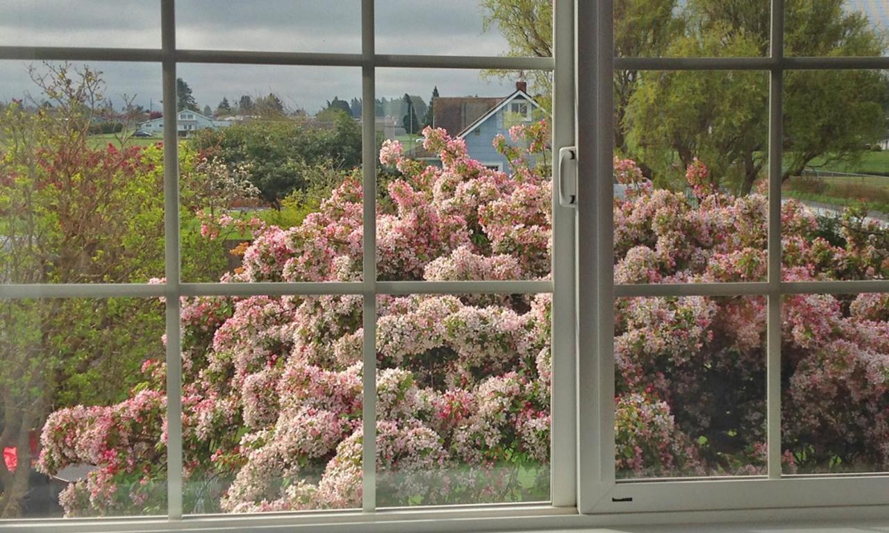 Dungeness Barn House Bed And Breakfast At Two Crows Farm Sequim Eksteriør billede